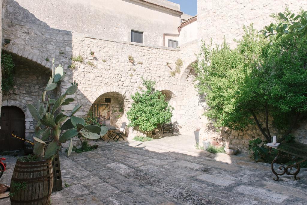 Masseria Barone Gambadoro Monte SantʼAngelo Buitenkant foto